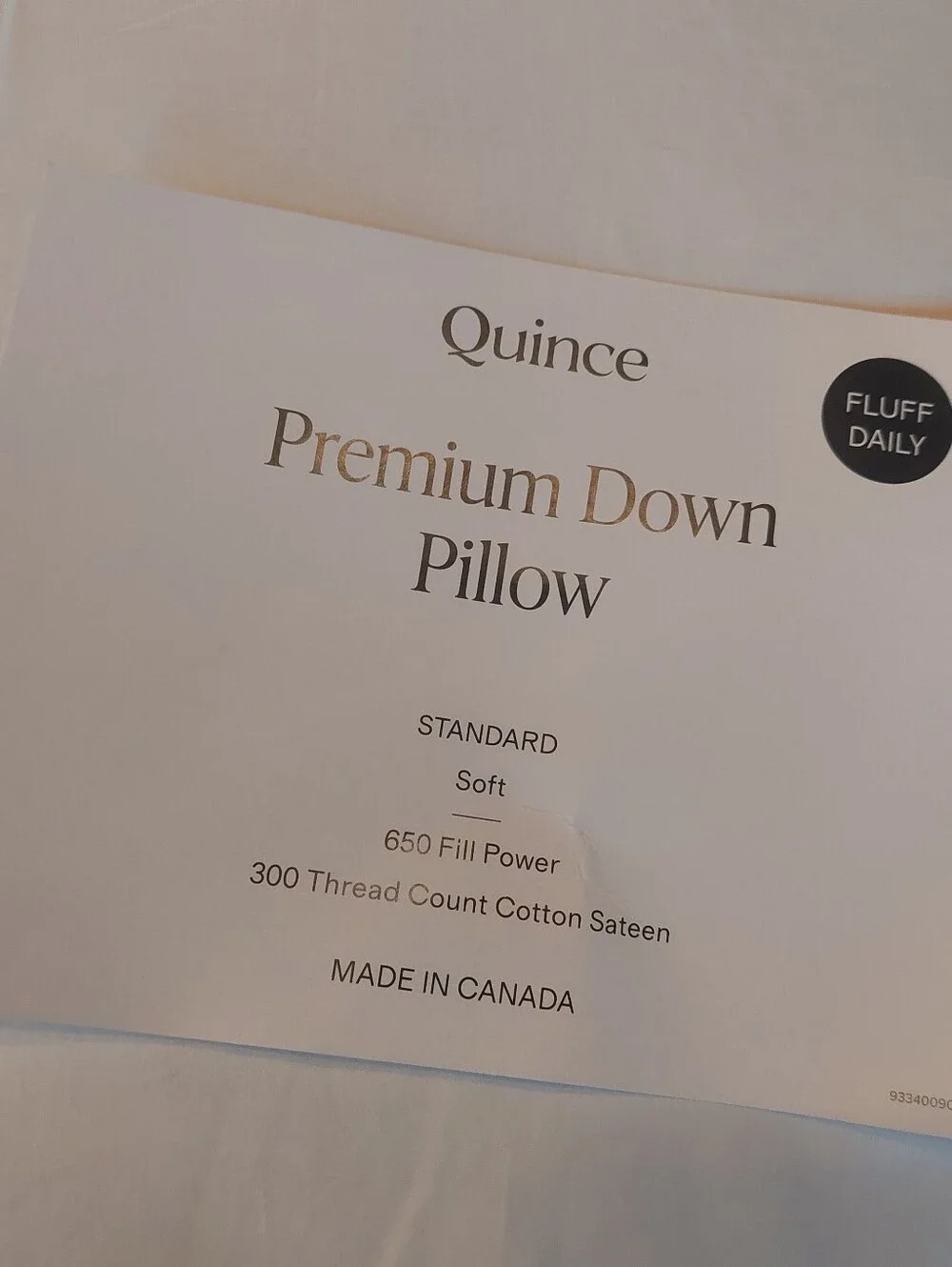 NWOT- Quince Standard White Duck Down Premium Pillow (Soft)(P90)